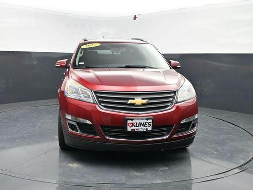 Siren Red Tintcoat 2017 Chevrolet Traverse 1LT