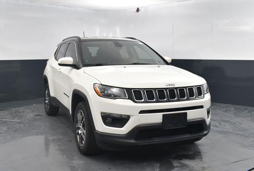 White Clearcoat 2018 Jeep Compass Latitude