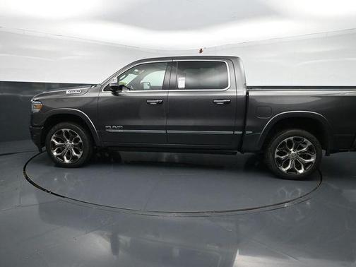 Granite Crystal Metallic Clearcoat 2022 RAM 1500 Limited