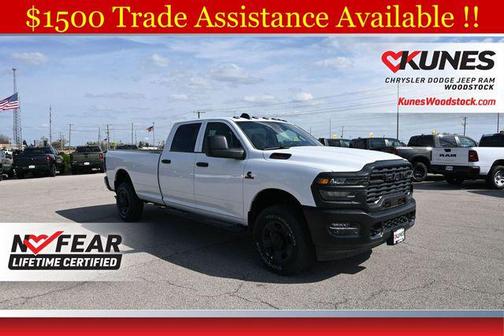 Bright White Clearcoat 2026 RAM 2500 Tradesman Crew Cab 4x4 8' Box