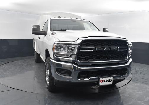2024 RAM 2500 Tradesman Regular Cab 4x4 8' Box