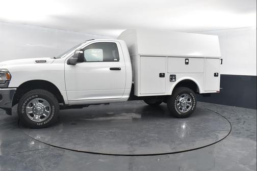2024 RAM 2500 Tradesman Regular Cab 4x4 8' Box