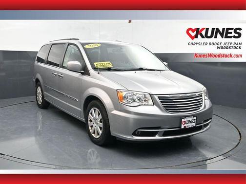 Billet Silver Metallic Clearcoat 2016 Chrysler Town & Country Touring