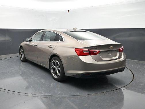Mineral Gray Metallic 2024 Chevrolet Malibu FWD 1LT