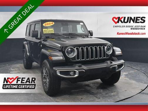 Black Clearcoat 2024 Jeep Wrangler 4-Door Sahara 4x4