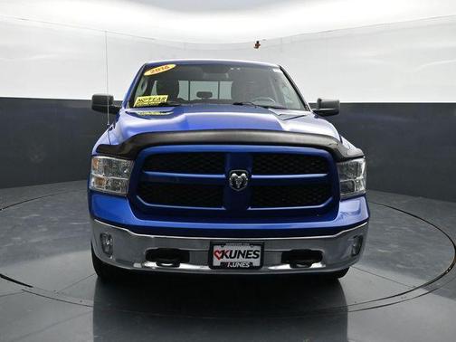 Blue Streak Pearlcoat 2016 RAM 1500 SLT