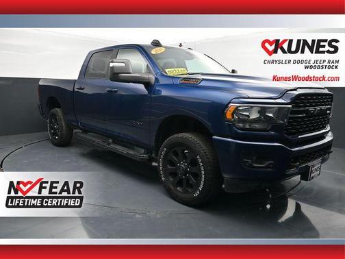 Patriot Blue Pearlcoat 2024 RAM 2500 Big Horn Crew Cab 4x4 6'4' Box
