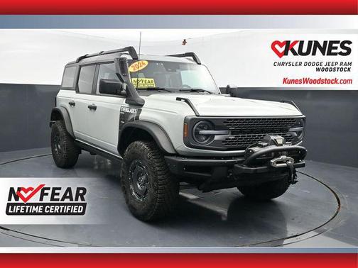 Cactus Gray 2024 Ford Bronco Everglades