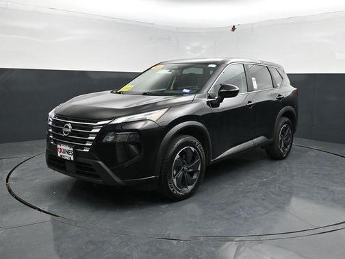 Super Black 2025 Nissan Rogue SV