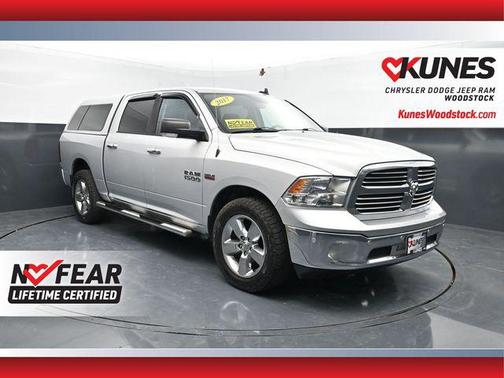 Bright Silver Metallic Clearcoat 2017 RAM 1500 Big Horn