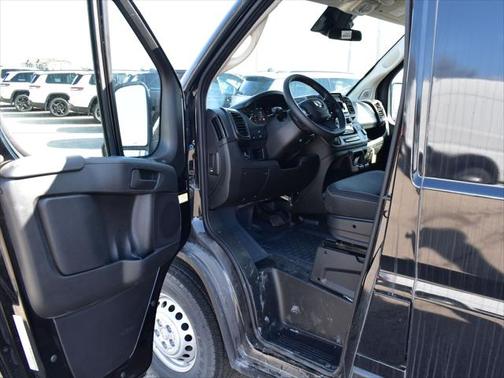 2025 RAM ProMaster 1500 Low Roof