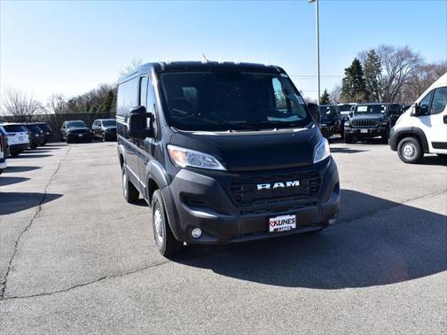 2025 RAM ProMaster 1500 Low Roof