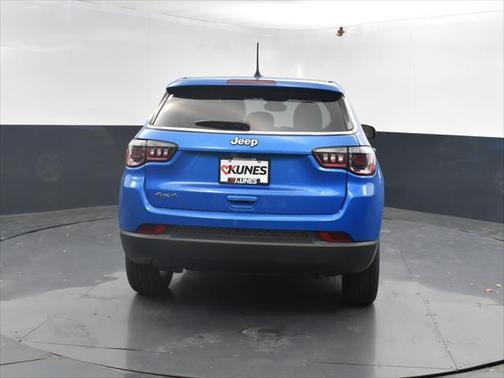 2025 Jeep Compass Sport