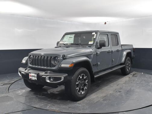 2026 Jeep Gladiator Sahara 4x4