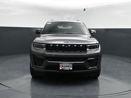 Baltic Gray Metallic Clearcoat 2026 Jeep Grand Cherokee L Summit