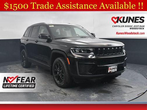 Diamond Black 2026 Jeep Grand Cherokee Altitude