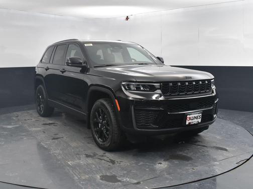 2026 Jeep Grand Cherokee Altitude