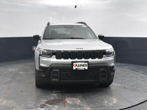 Silver Zynith Clearcoat 2026 Jeep Cherokee Limited