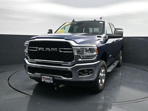 Patriot Blue Pearlcoat 2024 RAM 2500 Big Horn Crew Cab 4x4 6'4' Box