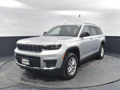 Silver Zynith 2026 Jeep Grand Cherokee L Altitude