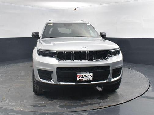 Silver Zynith 2026 Jeep Grand Cherokee L Altitude