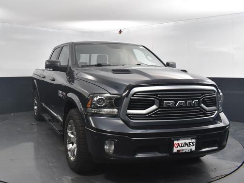 2018 RAM 1500 Limited Crew Cab 4x4 6'4' Box