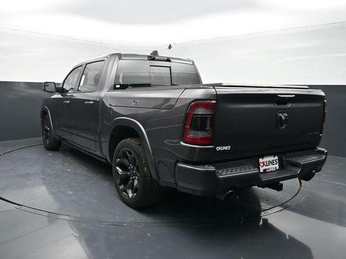 Granite Crystal Metallic Clearcoat 2022 RAM 1500 Limited