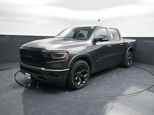 Granite Crystal Metallic Clearcoat 2022 RAM 1500 Limited