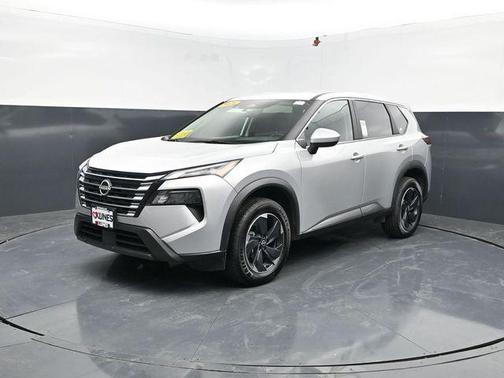 Brilliant Silver Metallic 2025 Nissan Rogue SV