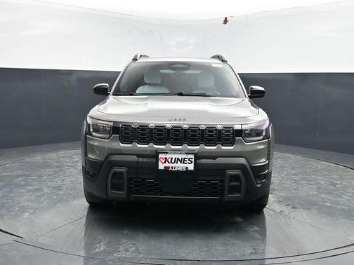 Sting-Gray Clearcoat 2026 Jeep Cherokee Laredo 4x4