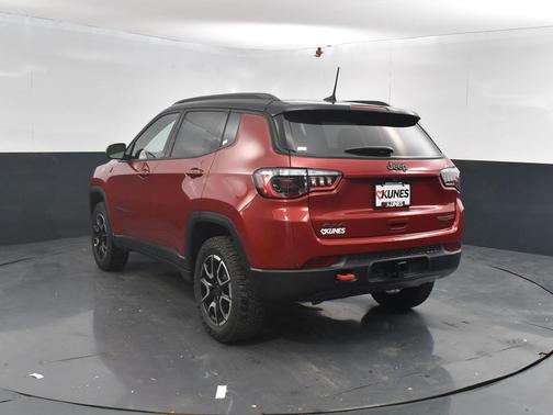 2026 Jeep Compass Trailhawk