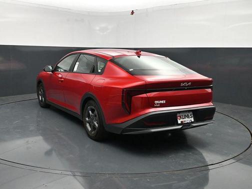 Currant Red 2025 Kia K4 LXS