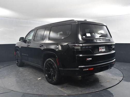 High Gloss Black 2026 Jeep Grand Wagoneer Limited Reserve 4x4