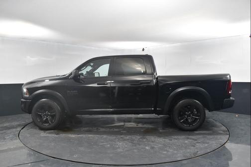 2024 RAM 1500 Classic Warlock Crew Cab 4x4 5'7' Box