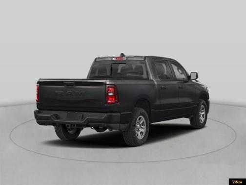 Diamond Black Crystal Pearlcoat 2026 RAM 1500 Express