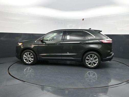 Green Metallic 2024 Ford Edge Titanium