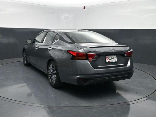 Gun Metallic 2025 Nissan Altima 2.5 SV