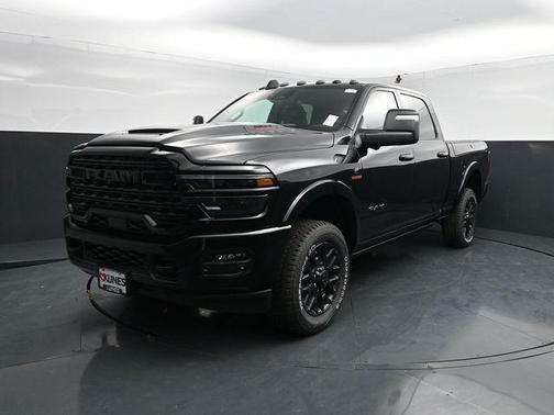 Diamond Black Crystal Pearlcoat 2026 RAM 2500 Limited Crew Cab 4x4 6'4' Box
