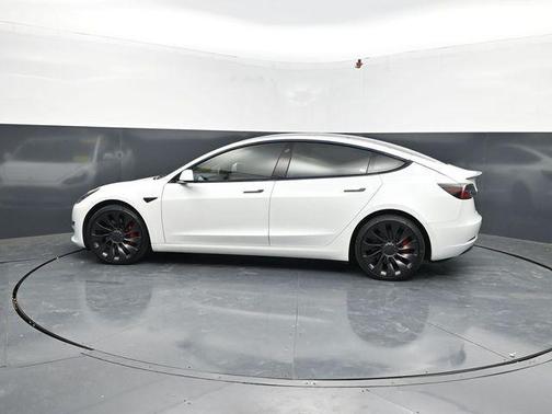 Pearl White Multi-Coat 2023 Tesla Model 3 Performance