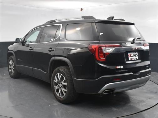 2023 GMC Acadia AWD SLT