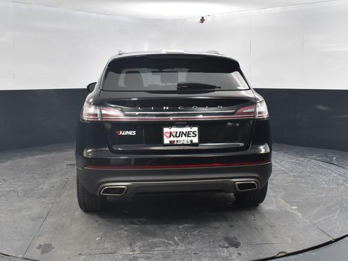 2021 Lincoln Nautilus Reserve