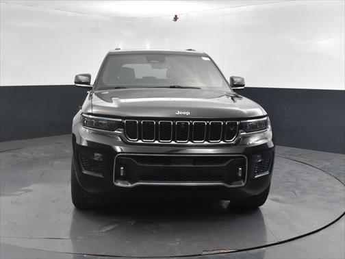 2022 Jeep Grand Cherokee Overland