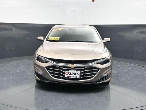 Mineral Gray Metallic 2024 Chevrolet Malibu FWD 1LT