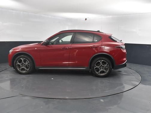 2024 Alfa Romeo Stelvio Ti