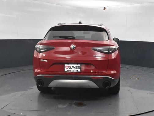 2024 Alfa Romeo Stelvio Ti