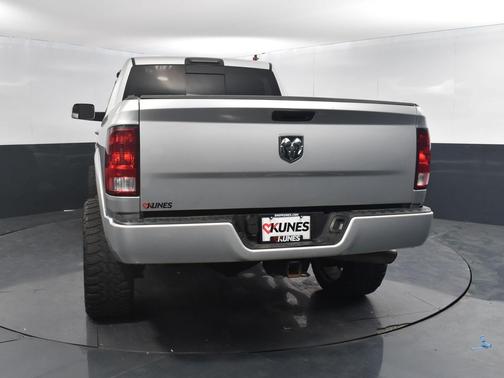 2018 RAM 2500 Big Horn Crew Cab 4x4 6'4' Box