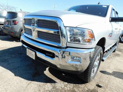 2018 RAM 2500 Big Horn Crew Cab 4x4 6'4' Box