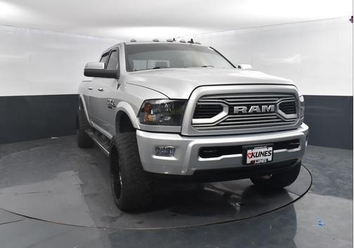 2018 RAM 2500 Big Horn Crew Cab 4x4 6'4' Box
