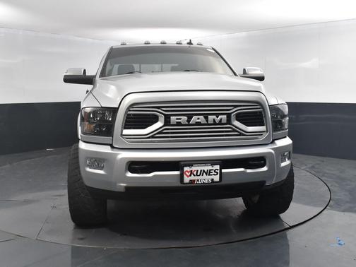 2018 RAM 2500 Big Horn Crew Cab 4x4 6'4' Box