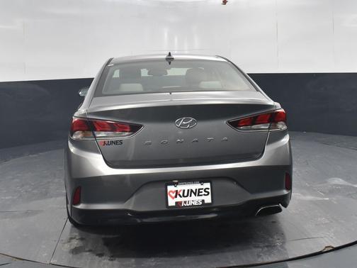 2018 Hyundai SONATA SEL